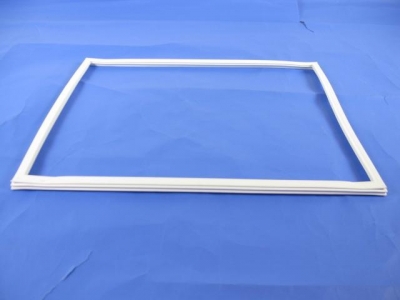 Уплотнитель (уплотнительная резина) морозильной камеры Whirlpool 481246818065